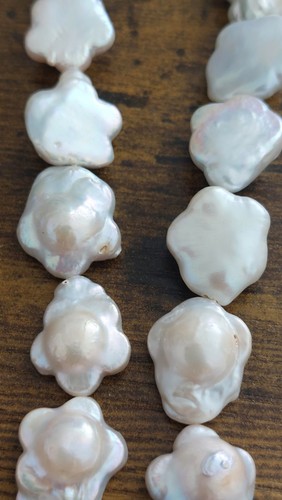 Natural keshi pearls - pearls, beads