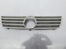 VW POLO 6N2 FRONT GRILLE IN