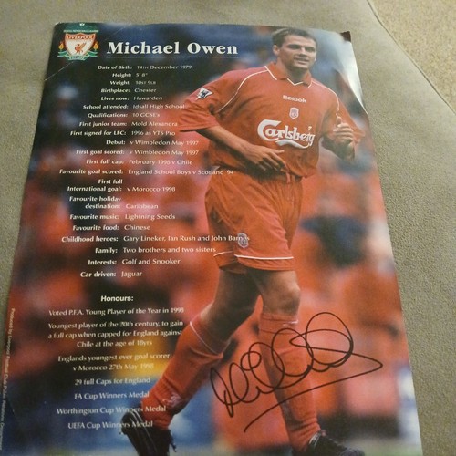 Michael owen signed photo - michael,