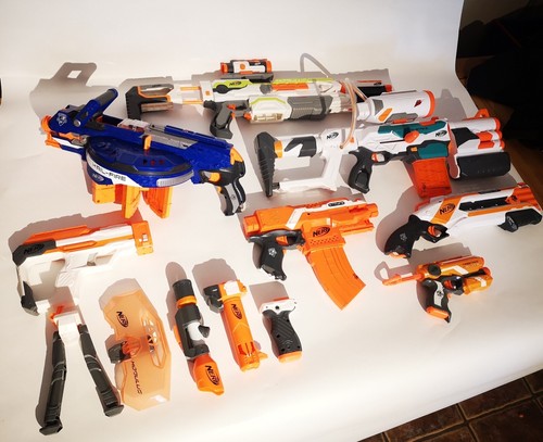 Nerf gun bundle - -hail, fire