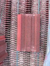 200 Redland 49 roof tiles -