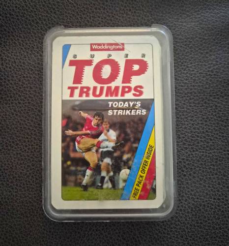 Waddingtons super top trumps - top,