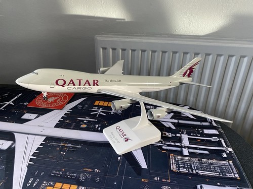 Qatar airways cargo boeing - airways,
