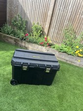 Stanley Tools STA193278 227 Litre Tool Chest with Metal Latches On Wheels Black