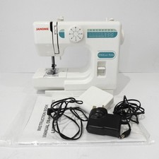 JANOME DMX100 Petite Sewing
