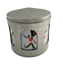 Marks & Spencer Queen