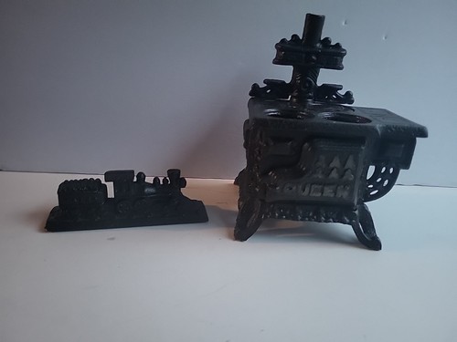 Vintage queen cast iron - cast,