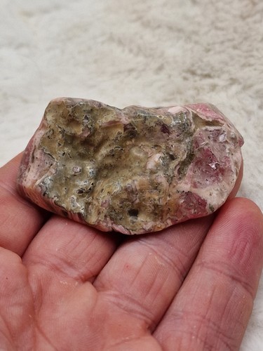 42g rhodochrosite raw - rhodochrosite,