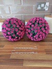 2 pink topiary ball (Colour pink )