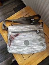 Kipling Medium Crossbody