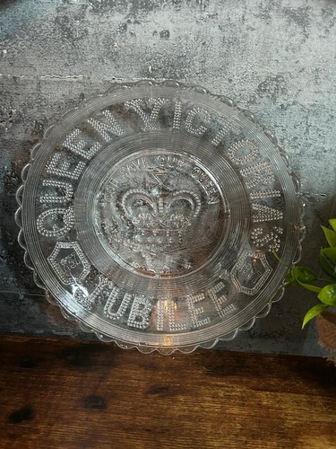 Queen victoria clear glass - queen,
