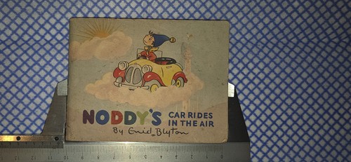 Noddy car rides the air - car, in