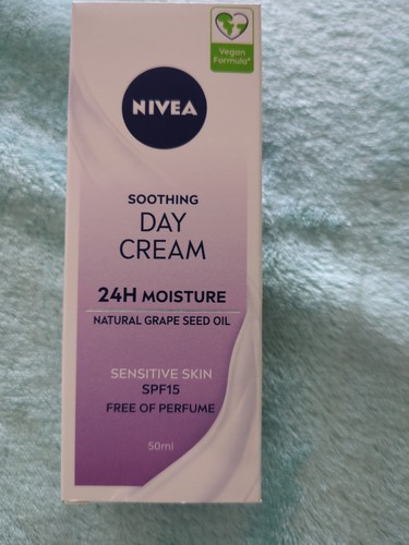 Nivea soothing day cream - nivea,