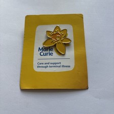 Marie Curie Daffodil Metal Badge. 