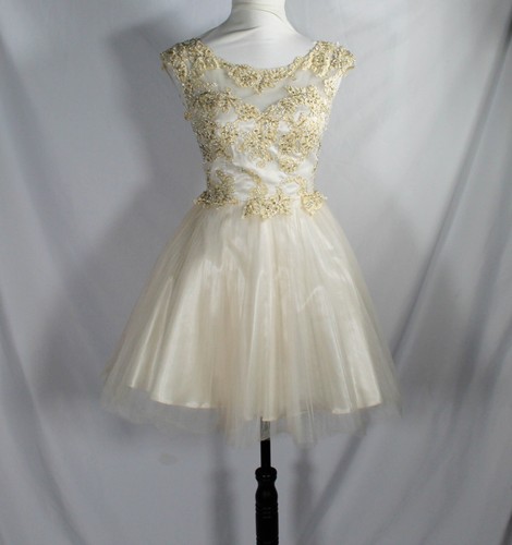 Vintage y2k 2000s champagne - vintage,