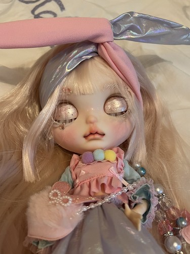 Icy custom blythe doll - custom,