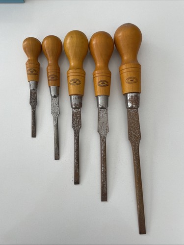 Crown tools piece - piece, vintage