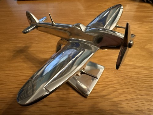 Aluminium spitfire model - aluminium, on