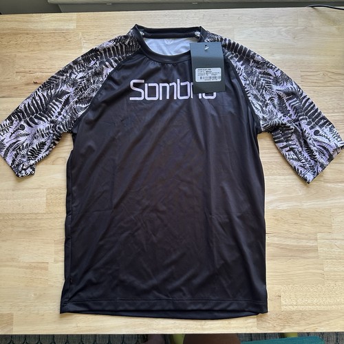 New black youth - black, sombrio
