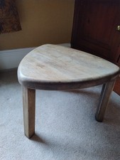 Solid Oak Triangular Sturdy