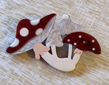 Toadstoal red brooch new gift