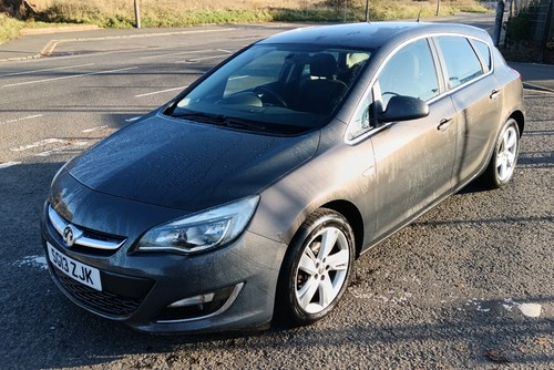 Breaking 2013 vauxhall - breaking, astra