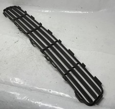 2006-2008 TOYOTA AVENSIS FRONT BUMPER LOWER CENTRE GRILL 53112-05060-C (B)