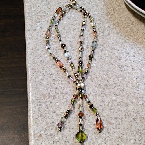 Multicolour faceted beaded - multicolour,