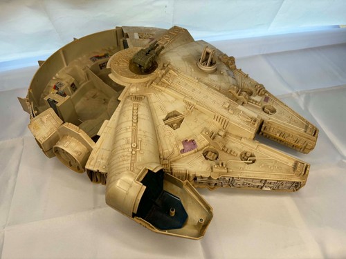 1979 kenner millenium falcon - kenner,