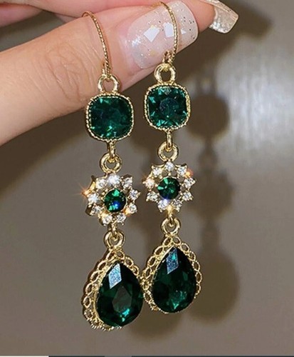 Luxury gold emerald - gold, green