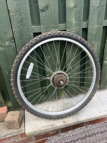 Rear wheel screw freehub - 26,