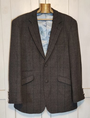 Lovely william hunt wool - william,