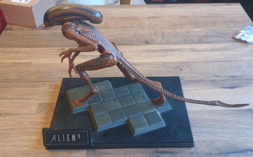 Halcyon alien creature - halcyon,