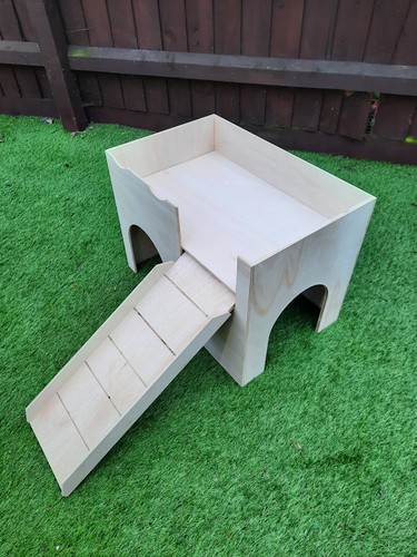 Large double entrance - , rabbit