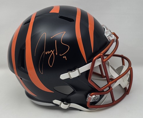 Joe burrow autographed - joe,