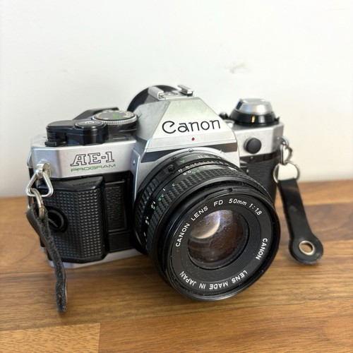 Canon program 35mm slr - canon,
