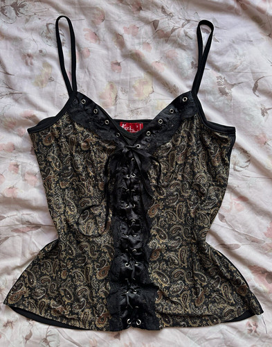 Y2k vintage fashion gyaru - vintage, j-fashion