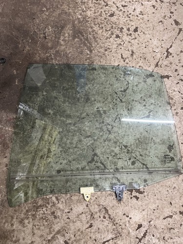 Nissan primera door glass - primera,