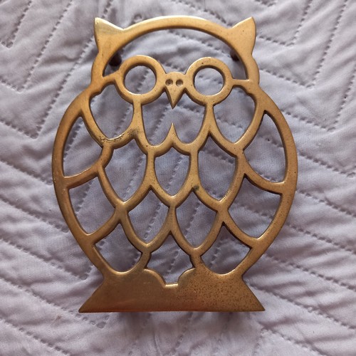 Vtg 70s brass - brass, trivet