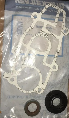 Crankshaft oil seals base - crankshaft,