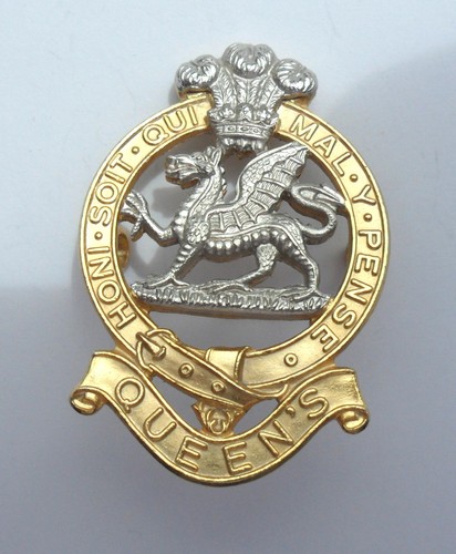 The queen regiment officers - regiment,
