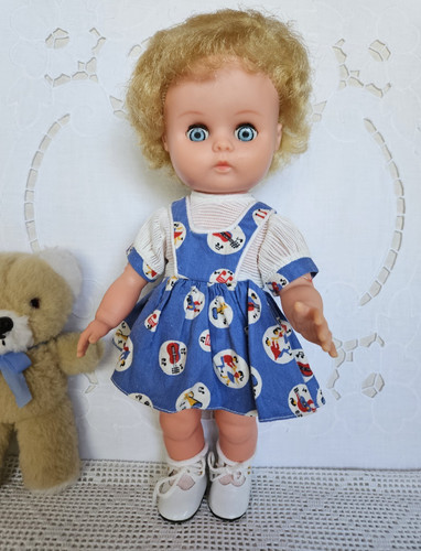 Pedigree doll 1960s 12 - doll, 12"