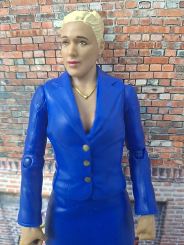 Wwe lana figure - lana, outfit