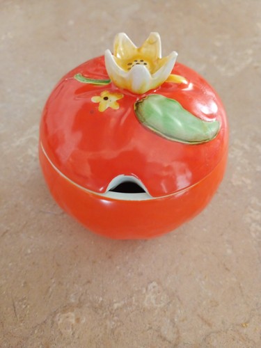 Beautiful vintage crown devon - beautiful,