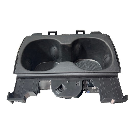 Vauxhall insignia drink cup - b,