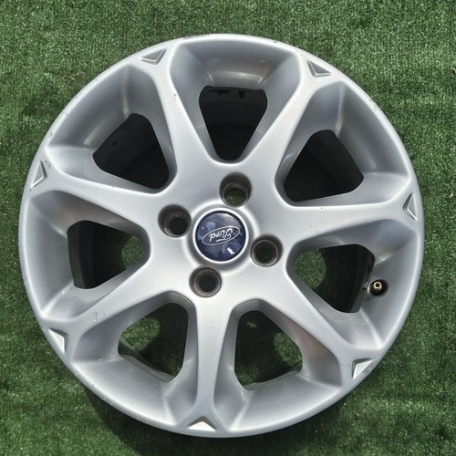 Ford fiesta titanium - ford, 16”