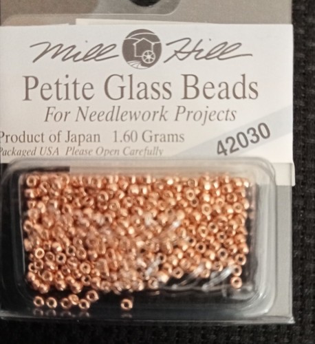 Mill hill petite glass beads - petite,