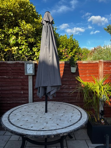 Hartman round garden - hartman, dining