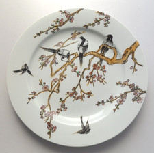 ANTIQUE CHINESE HAND PAINTED GOOD LUCK FIVE MAGPIE BIRDS PORCELAIN PLATE  SIGNED