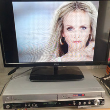 Panasonic DMR-EZ45V DVD VCR